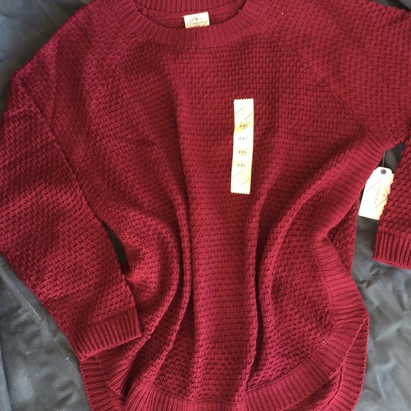 Burgundy ๐ท Sweater - Picture 6 of 7